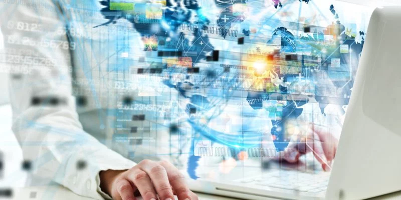 Contratos de Licença de Software e Curso de Direito Digital Navegando pelas Regras Legais