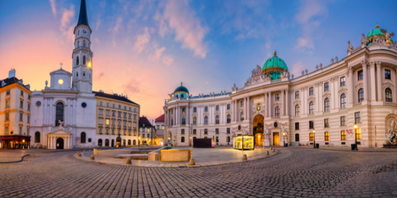 Pe. Dr. Jose Eduardo de Oliveira e Silva explica que a verdadeira liberdade está em amar e escolher o bem com a graça divina.