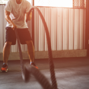 Elias Assum Sabbag Junior mostra como a atividade física pode ser a chave para prevenir doenças crônicas e fortalecer a saúde pública.