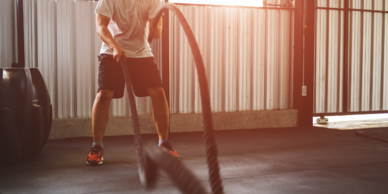 Elias Assum Sabbag Junior mostra como a atividade física pode ser a chave para prevenir doenças crônicas e fortalecer a saúde pública.