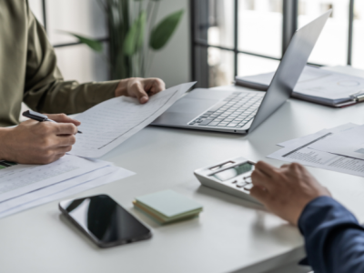Diego Borges analisa como a administração de empresas conecta relações humanas, dinâmica de mercado e capacitação contínua para decisões mais estratégicas.
