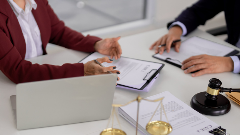 Entenda a importância da proteção jurídica em tempos de incerteza e como ela garante segurança e voz aos aposentados — uma missão central do Sindnapi - Sindicato Nacional dos Aposentados, Pensionistas e Idosos.