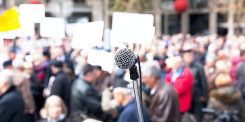 Filiação partidária no Paraná encolhe na última década e revela pragmatismo político crescente