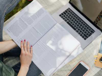 Educação tecnológica e liderança inovadora: Como preparar estudantes para um mundo em transformação aborda competências essenciais para o século XXI. Conteúdo de Gustavo Adolfo Morceli Rodrigues.