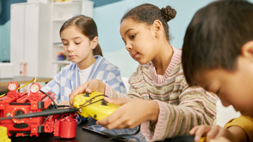 A robótica educacional ganha impacto quando une propósito, método e aprendizagem real, como defende Sérgio Bento De Araújo ao integrar tecnologia de forma estratégica nas escolas.