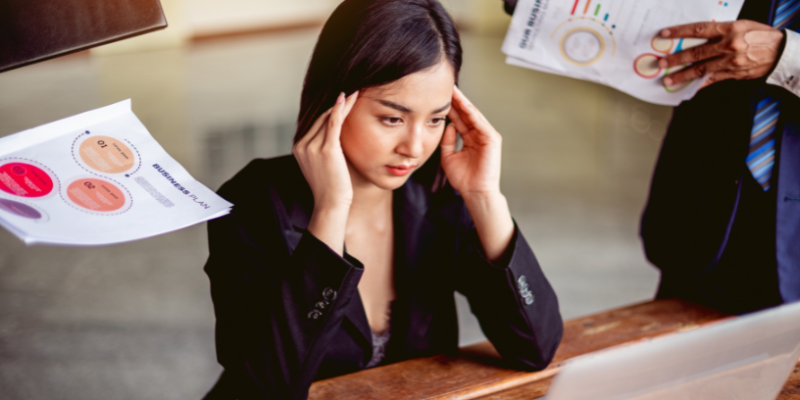 Descubra como sair do piloto automático e recuperar o bem-estar com orientações práticas e reflexões transformadoras de Alexandre Costa Pedrosa.