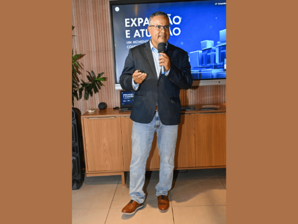 Elmar Varjão